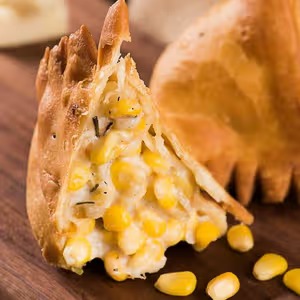 Cheese Corn Samosa [1 Piece]